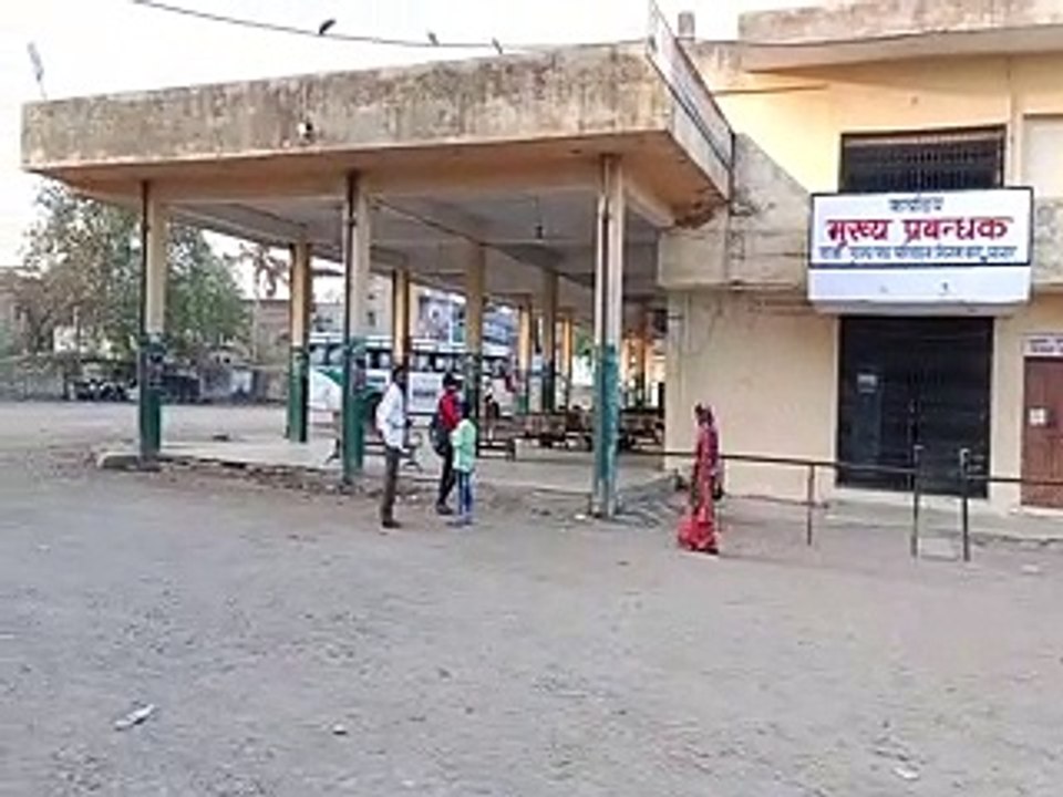 रोडवेज : बढ़ता घाटा, कम होती बसें, 94 में से 44 रह गई बारां डिपो में बसें, अनुबंधित से चला रहे काम