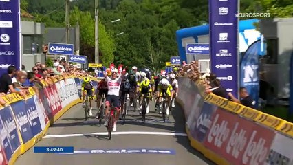 Pedersen le plus fort au sprint : l'arrivée de la 1re étape en vidéo