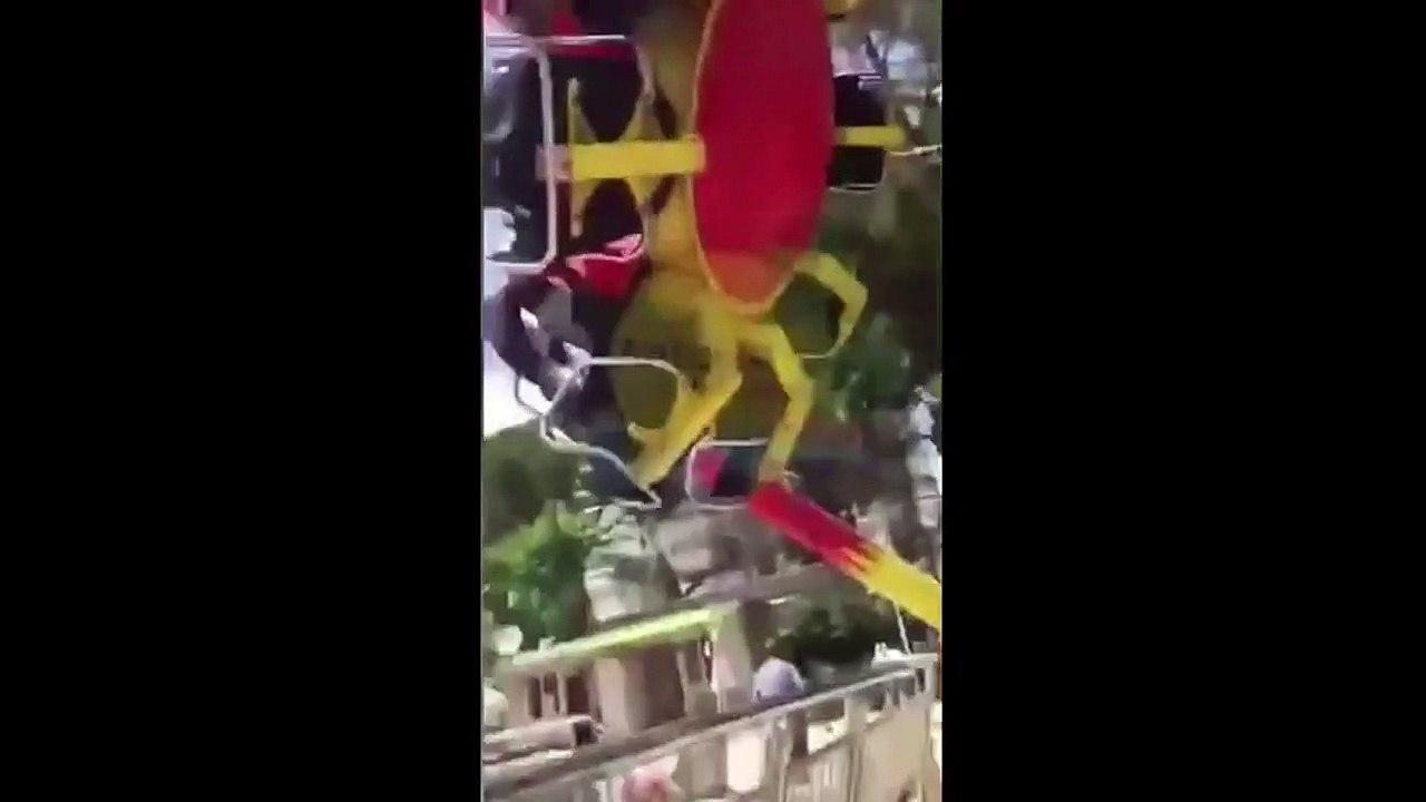 Cade la giostra