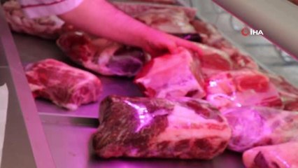 Yabancı uyruklu çobanlar hayvanları çaldı, mandıra sahibi durumu kesimcinin aramasıyla öğrendi