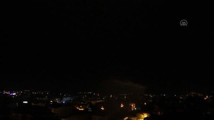 Tavşanlı'da çakan şimşekler gökyüzünü aydınlattı