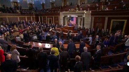 انخفاض شعبية بايدن لأدنى مستوى دون حلول حقيقية لأزمة ارتفاع الأسعار