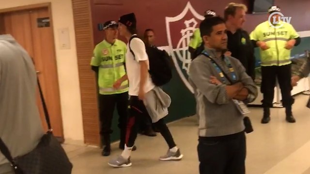 David Luiz sai mancando após vitória do Flamengo sobre o Cuiabá