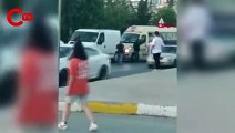 İstanbul Küçükçekmece'de sürücülerin yol verme kavgası