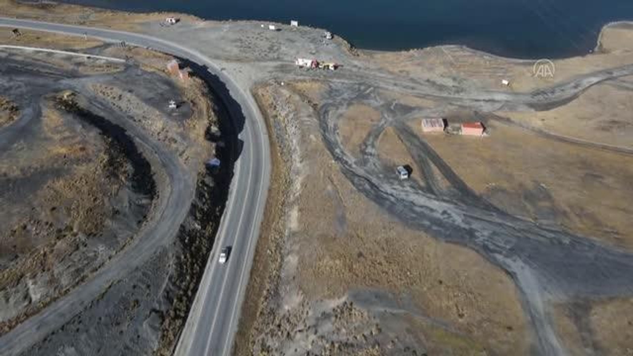 Bolivya'da halk arasında "Ölüm Yolu" olarak da bilinen dünyanın en tehlikeli yolu