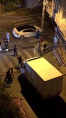 Ataşehir'de bıçaklı maganda mahalleliyi ayağa kaldırdı... O anlar kamerada