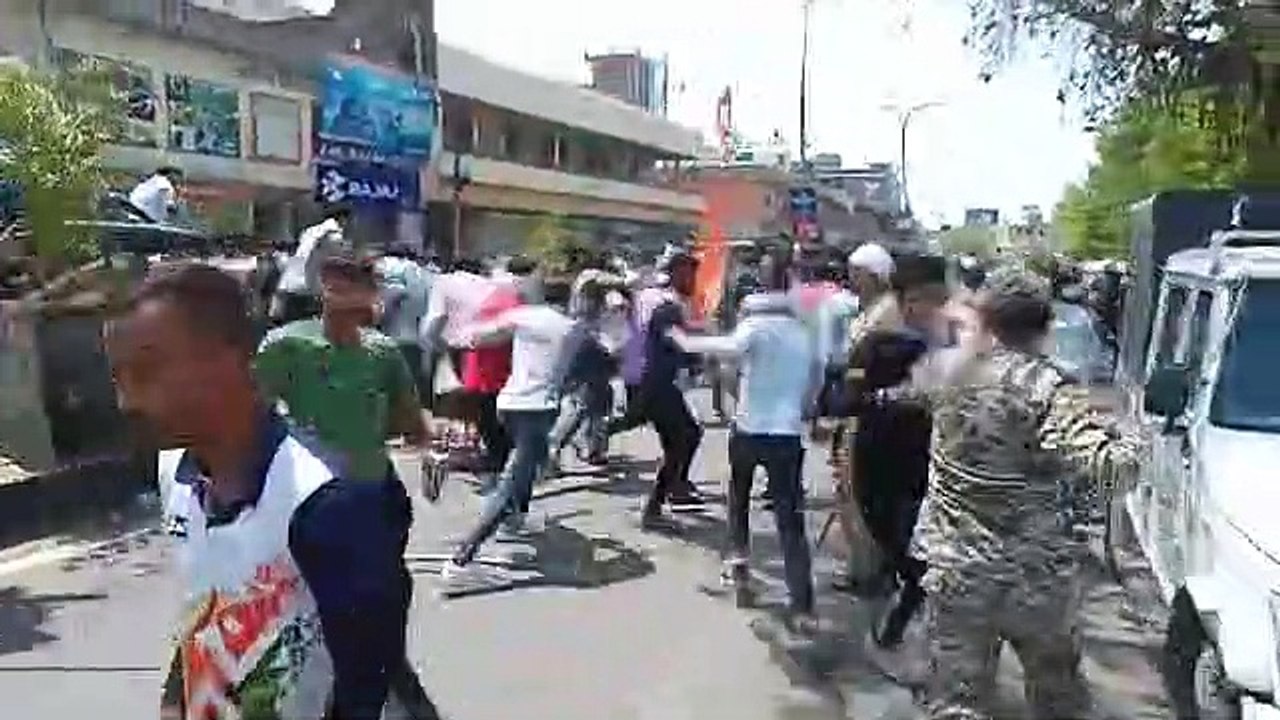 अग्नि पथ का विरोध कर रहे आरएलपी कार्यकर्ताओं पर पुलिस ने किया लाठीचार्ज, मची भगदड़, रास्ता हुआ जाम