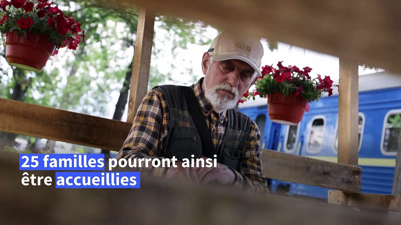 Guerre en Ukraine: des wagons-lits pour des habitants sans toit à Irpin