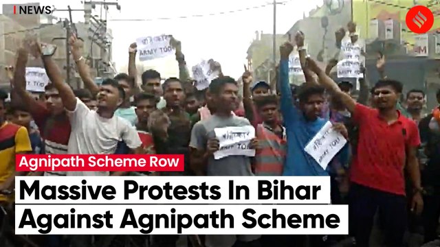 Protests In Bihar Against Government’s ‘Agnipath’ Scheme, Aspirants Block Roads