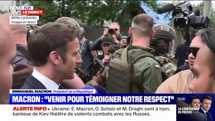 Emmanuel Macron à Irpin: "nous sommes venus ici pour venir témoigner notre respect et de notre admiration pour le courage des Ukrainiens"