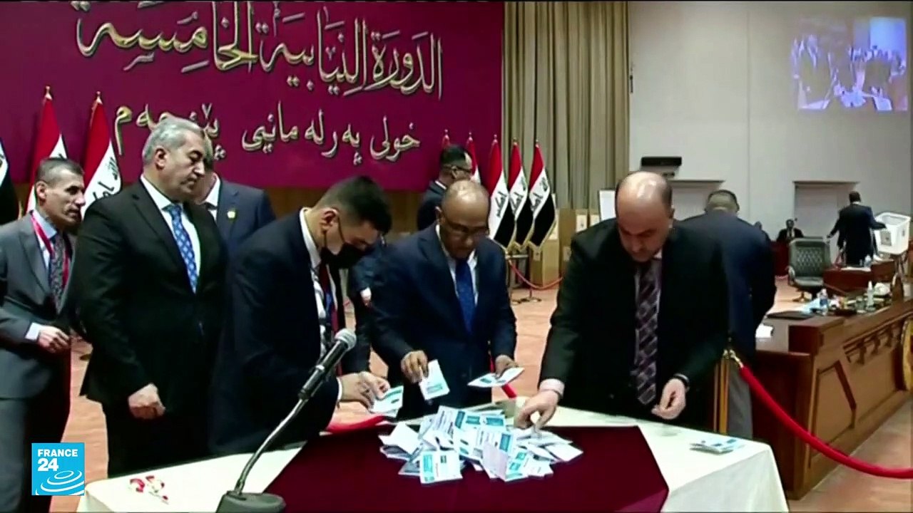 مقتدى الصدر يعلن انسحابه من العملية السياسية في العراق