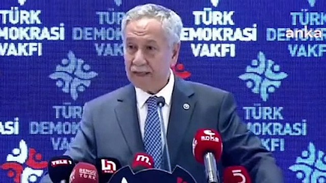 Bülent Arınç: Kral çıplak demenin vaktidir