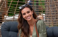 Marine Lorphelin dans l’une des robes les plus osées de l’année : pour un gala de charité, l’ex Miss France ne laisse que peu de place à l...