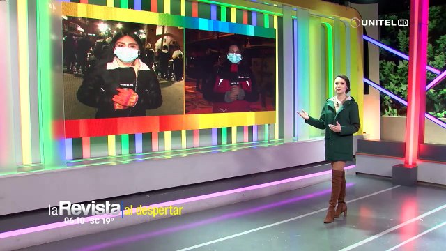 Estudiantes arman alfombras florales para la celebración de Corpus Christi