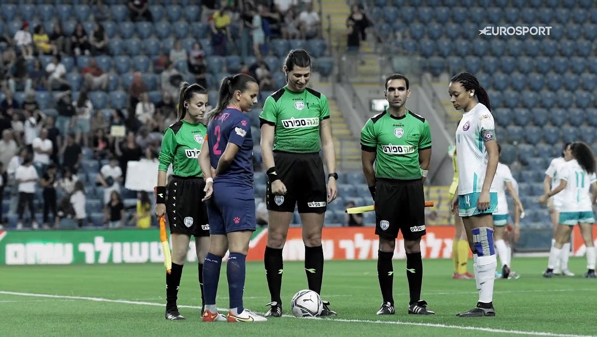 moi-sapir-berman-premi-re-arbitre-de-football-transgenre