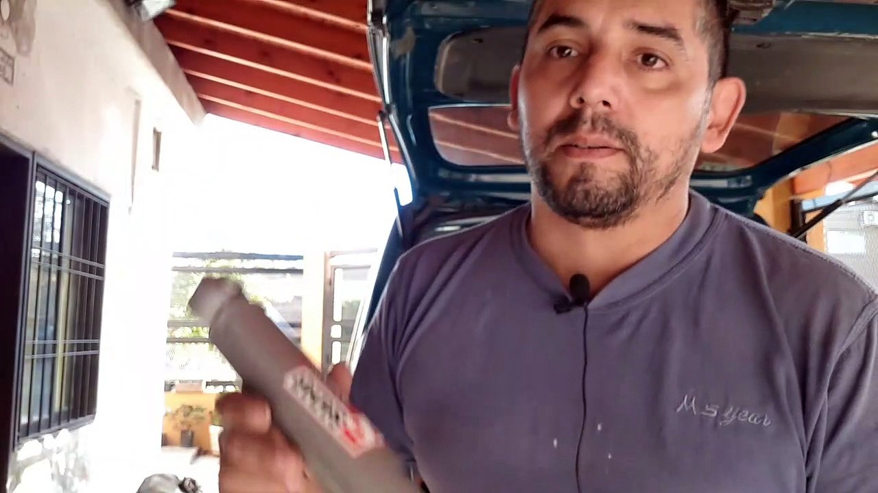 CAMBIANDO AMORTIGUADORES TRASEROS Renault