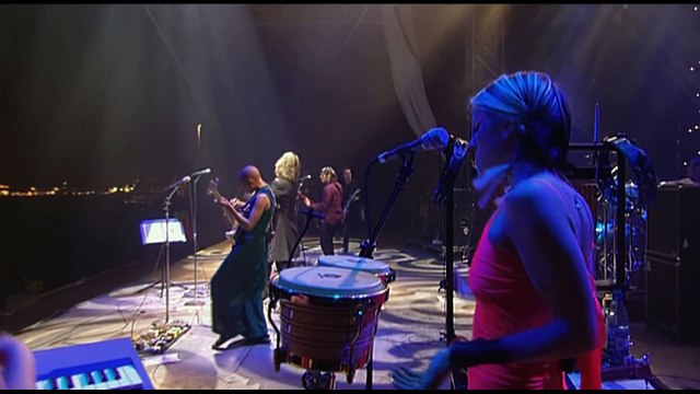 David Bowie chante Starman et Ziggy Stardust en live