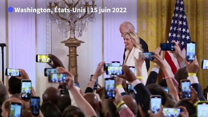 Face à l'offensive conservatrice, Biden célèbre la communauté LGBT+ à la Maison Blanche