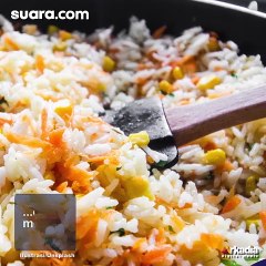 Suami Syok Lihat Nasi Goreng Buatan Istri, Dikasih Topping Potongan Kunyit Buat Lalap