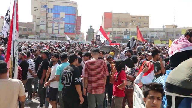 احتجاجا على البطالة.. غلق منشآت نفطية بجنوب العراق