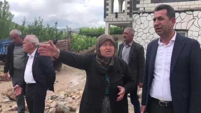 Niğde Dündarlı'da Selden Etkilenen Yurttaş: Herkes Bana Bağırıyordu, 'Evine Gir Kendini Kurtar' Diye, 'İneklerim Gitti' Diye Bağırıyordum