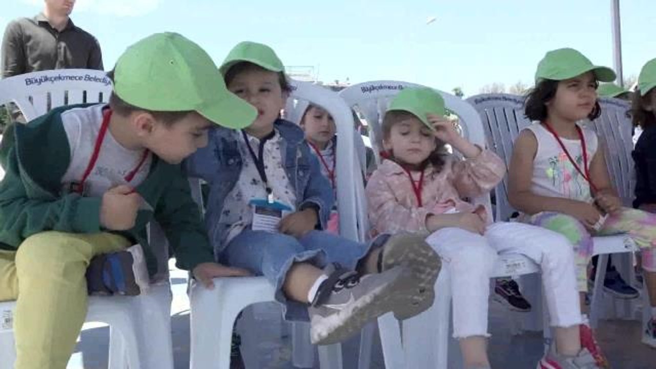 Büyükçekmece'de Daha Temiz Çevre İçin Deniz Kirliliği ile Savaş Başlatıldı