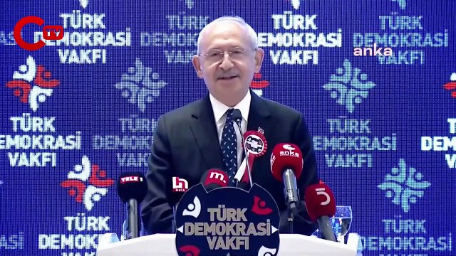 Kemal Kılıçdaroğlu'ndan Türk Demokrasi Vakfı'nın toplantısında mesajlar 'Siyasetçi gitmesini de bilmek zorunda'