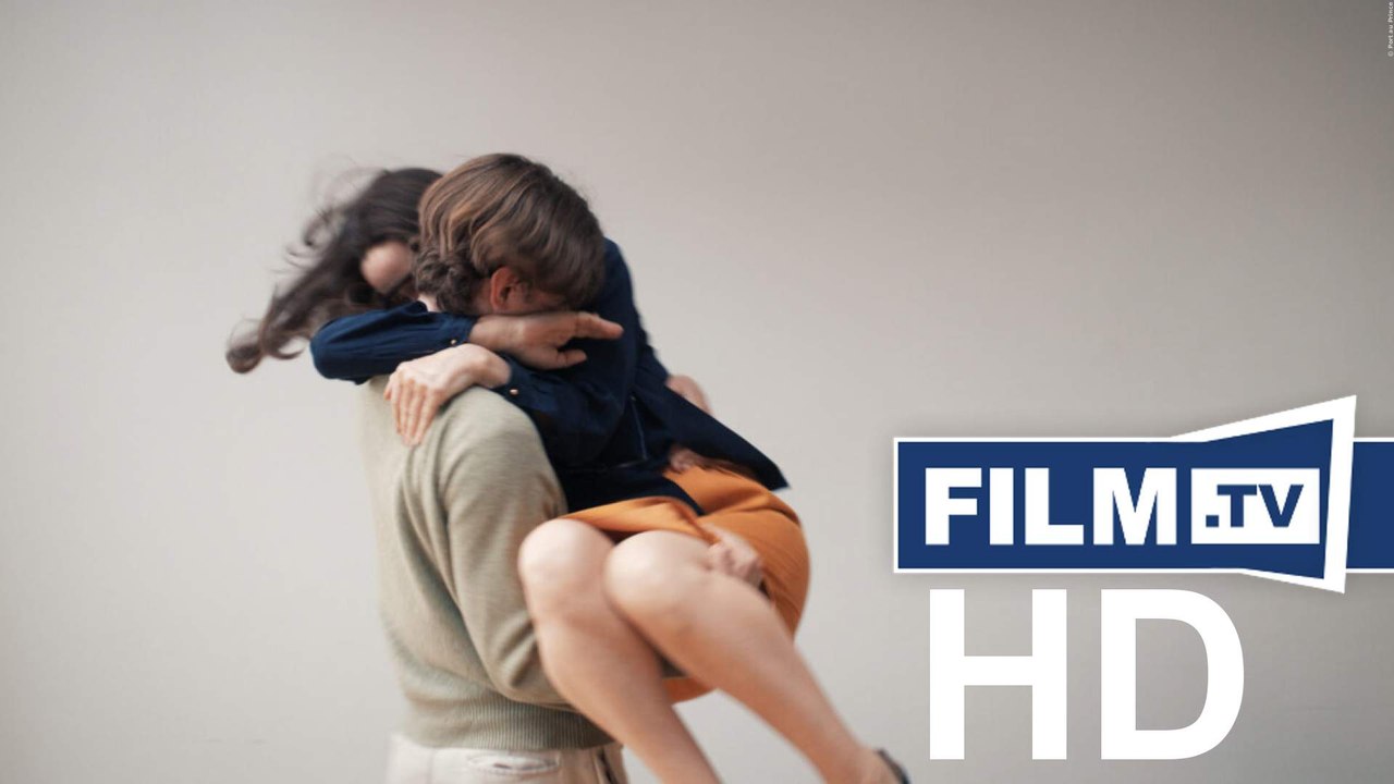 A E I O U – Das schnelle Alphabet der Liebe Trailer Deutsch German (2022)