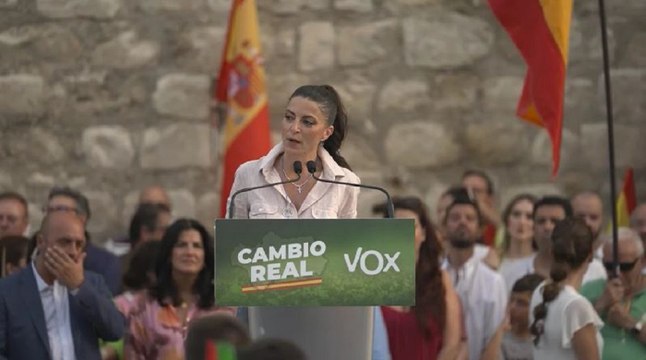 Olona carga contra las “encuestas cocinadas” y carga contra la Junta por la publicidad institucional