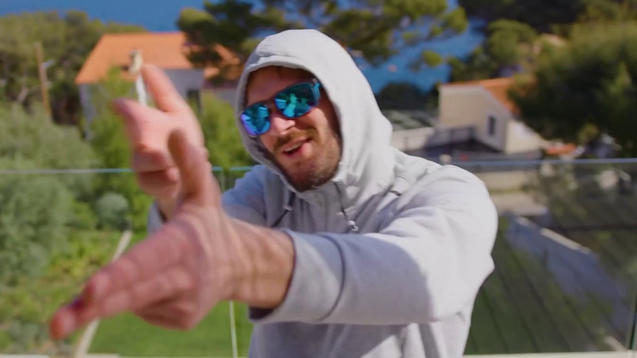 JUL " J'ai tout su " (Video 2022).