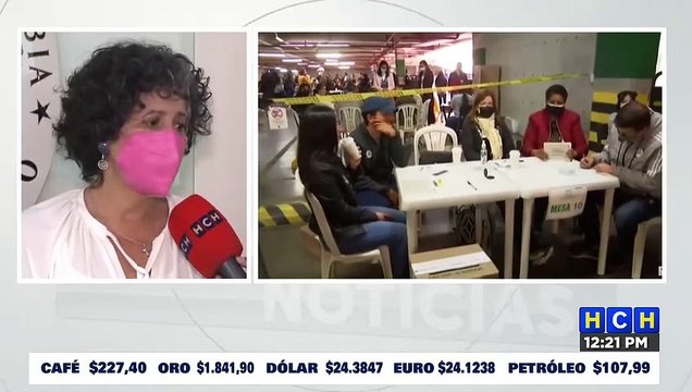 Colombianos residentes en Honduras, votan en segunda vuelta de elecciones en el Consulado