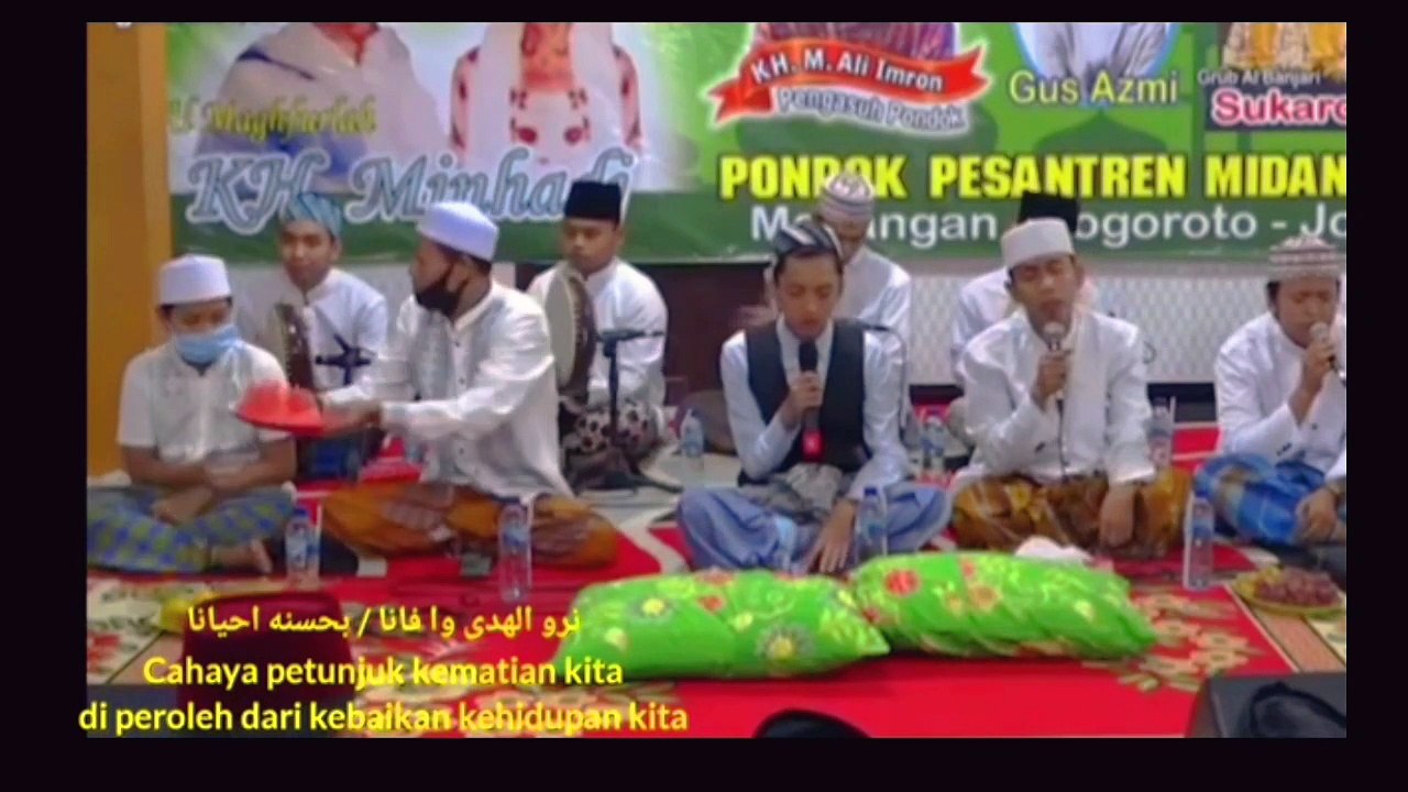 Gus Azmi Askandar bersholawat merdu bikin hati tenang tentram