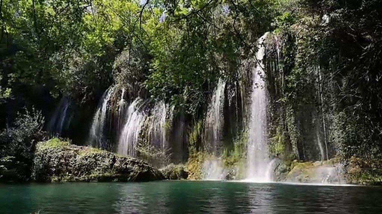 Air Terjun Yang indah