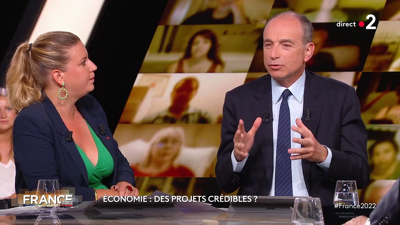 "Vous êtes drôle !" : Jean-François Copé refait le coup du "pain au chocolat", Léa Salamé amusée