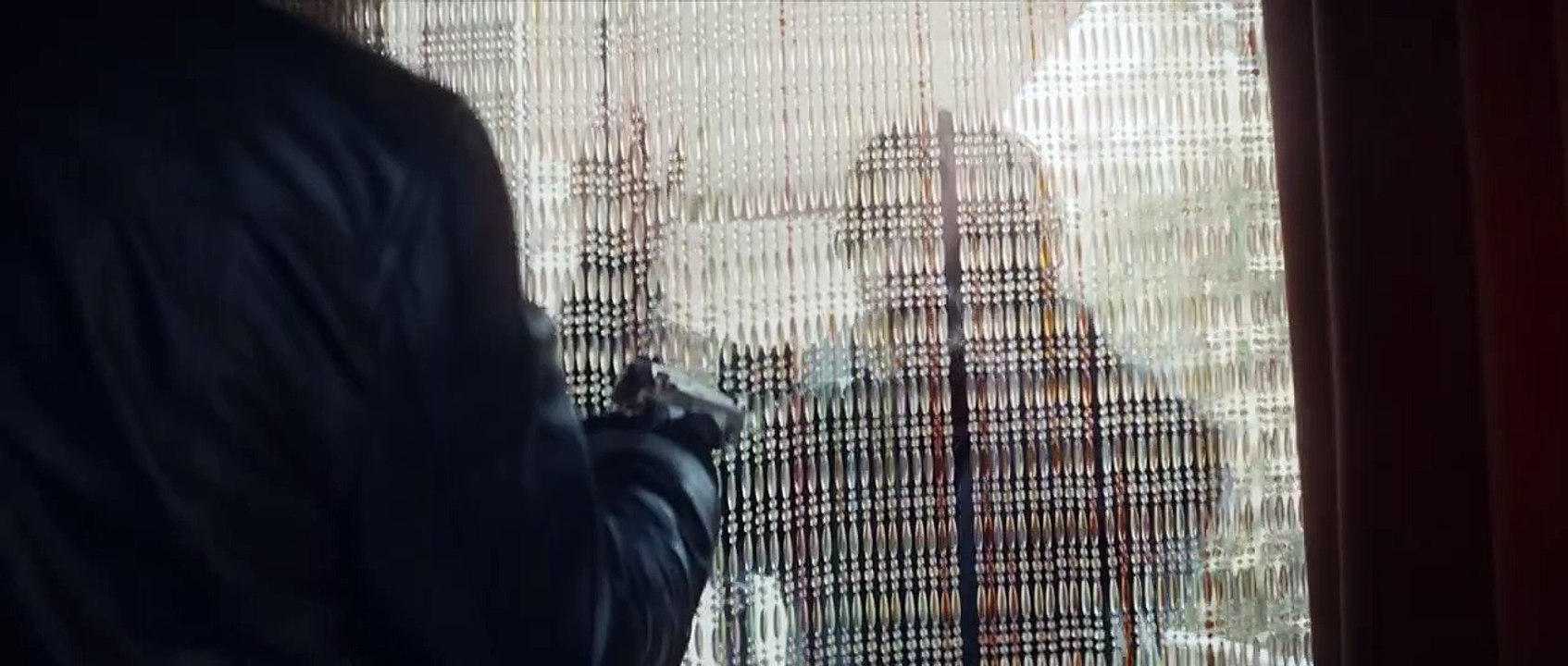 Tráiler película "Entre la vida y la muerte", escrita y dirigida por Giordano Gederlini y protagonizada por Antonio de la Torre