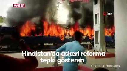 Hindistan'da askerlik reformuna karşı tepkiler büyüyor