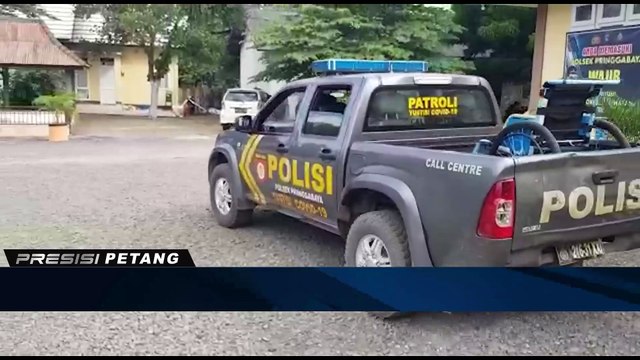 Polsek Pringgabaya, Polres Lombok Timur Gelar Bakti Sosial Penyerahan Satu Unit Kursi Roda Pada Warga