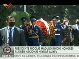 Jefe de Estado Nicolás Maduro rinde honores ante el Monumento del Líder Heydar Aliyev en Azerbaiyán