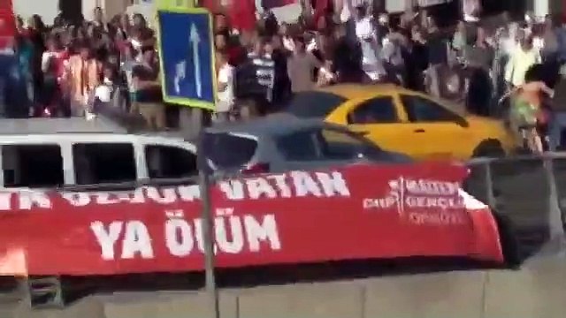 Ekrem'in belediyesi İstanbullunun nefesini kesti! Ağaç bahanesiyle ülkeyi ayağa kaldıran geziciler... Ne düşünüyorsunuz?