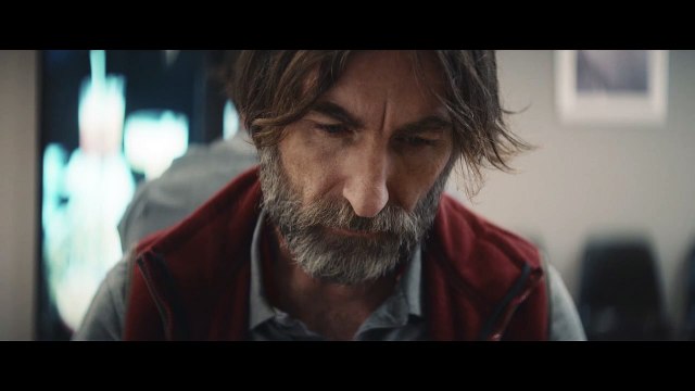 Entre la vida y la muerte - Tráiler oficial español