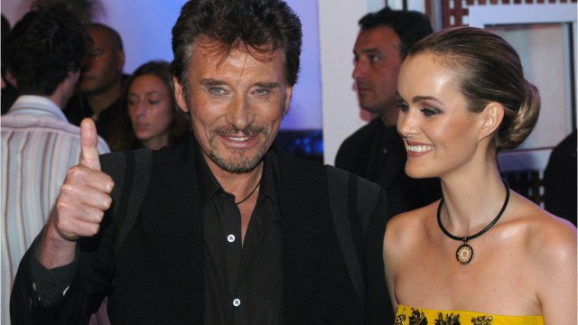 Voici : Laeticia écrasée par les dettes de Johnny Hallyday, sa situation ne serait pas reluisante (1)
