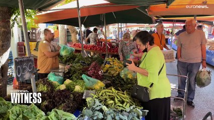 Grecia lucha por hacer frente a una inflación que asfixia a sus ciudadanos