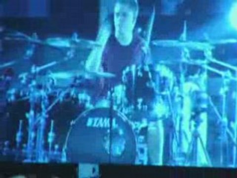 Tokio Hotel - Bercy - Solo Gustav (10 mars 2008)