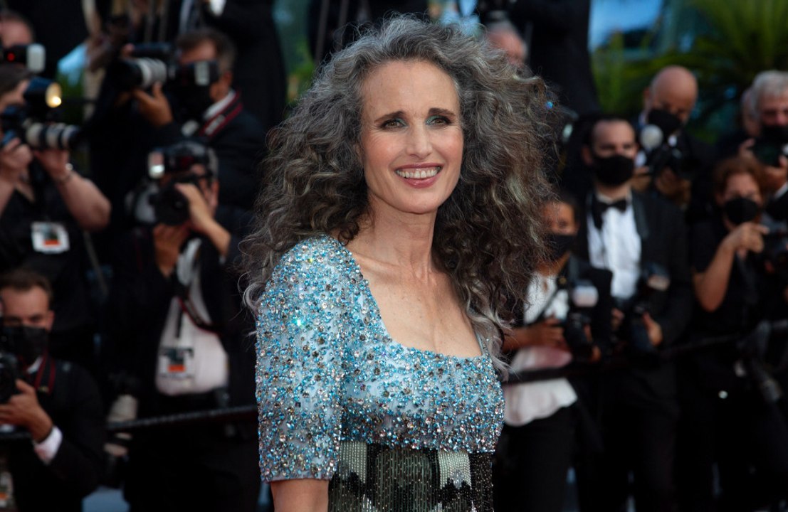 Andie macdowell findet selbstliebe im alter schwerer