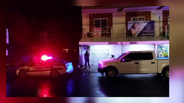 Encuentran indigente sin vida en la parada de camiones de Mezcales | CPS Noticias Puerto Vallarta