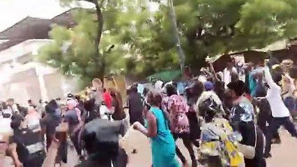 A Ziguinchor les forces de l'ordre invisible, les manifestants foncent vers la ville