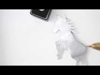 Behind Vogue X Coca Cola light Fashion can: SRETSIS