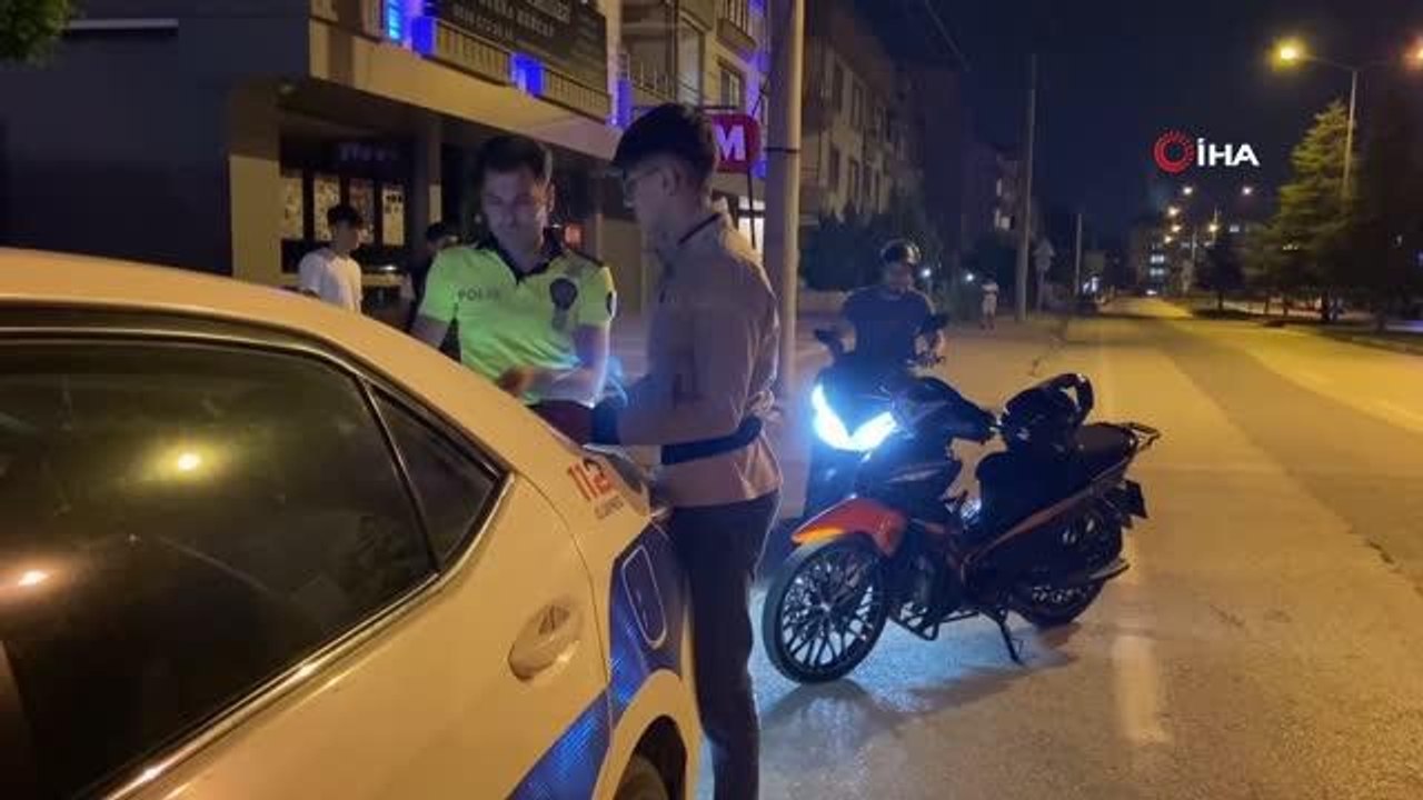 "Amcam polis" dedi, ceza yemekten kurtulamadı