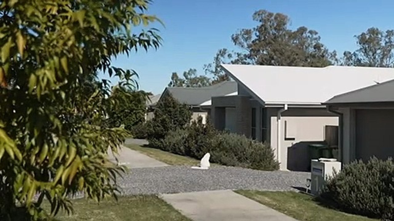 Queensland families struggling as calls grow for action to address housing crisis