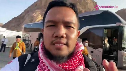 Jemaah Calon Haji Indonesia Wisata ke Jabal Magnet